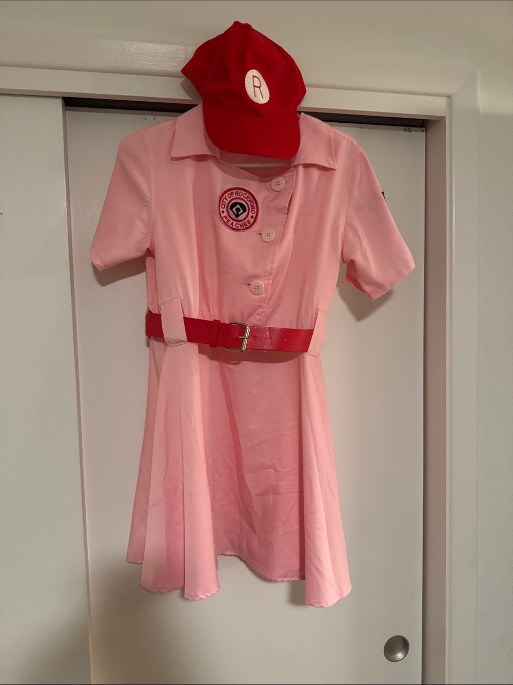 A League of Their Own Rockford Peach Costume Uniform Large